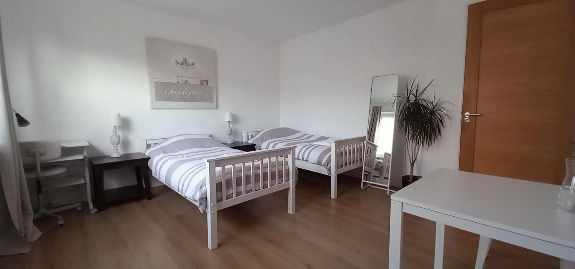 B&B Luxury Villa, Free Parking, Close To The Center Haga 0*,  Holandia