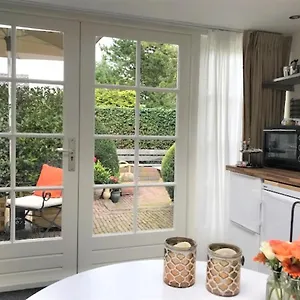 Bed & Breakfast Ereprijs, Den Haag